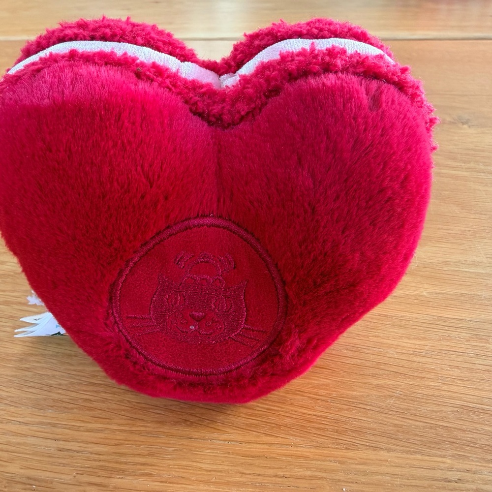 ❤️ Jellycat Arlette Heart Macaron Plush – Red Valentine’s Stuffed Toy – NWT - Picture 3 of 3